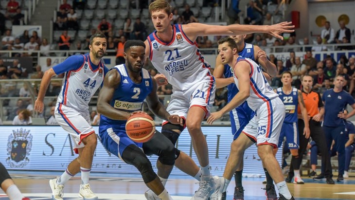 Krunoslav Simon predvodio Anadolu Efes u pobjedi protiv Zadra