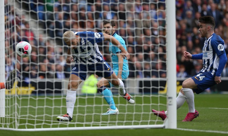 Brighton poveo, Crystal Palace ipak do boda
