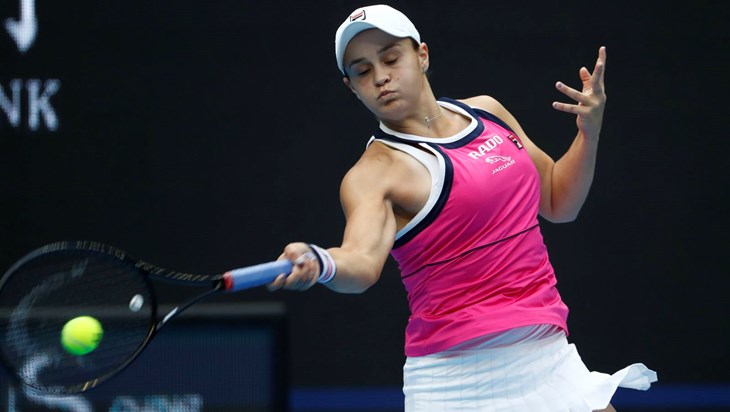 Barty i Osaka očekivano u finalu Pekinga