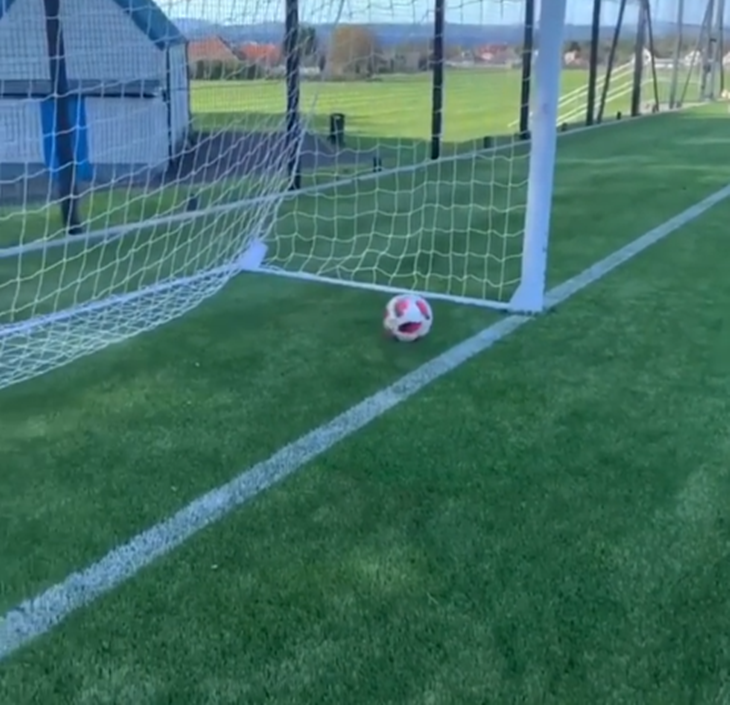 FANATIK: Je li ovo stvaran život ili samo fantazija?