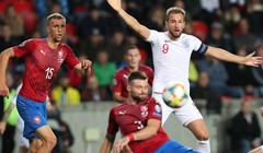 Debitant golom pet minuta prije kraja srušio Englesku, Ismajli i Strakosha počastili Turke