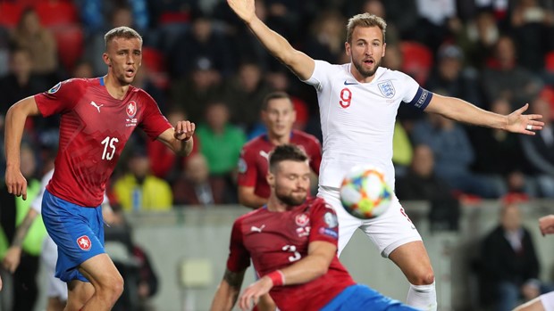 Debitant golom pet minuta prije kraja srušio Englesku, Ismajli i Strakosha počastili Turke