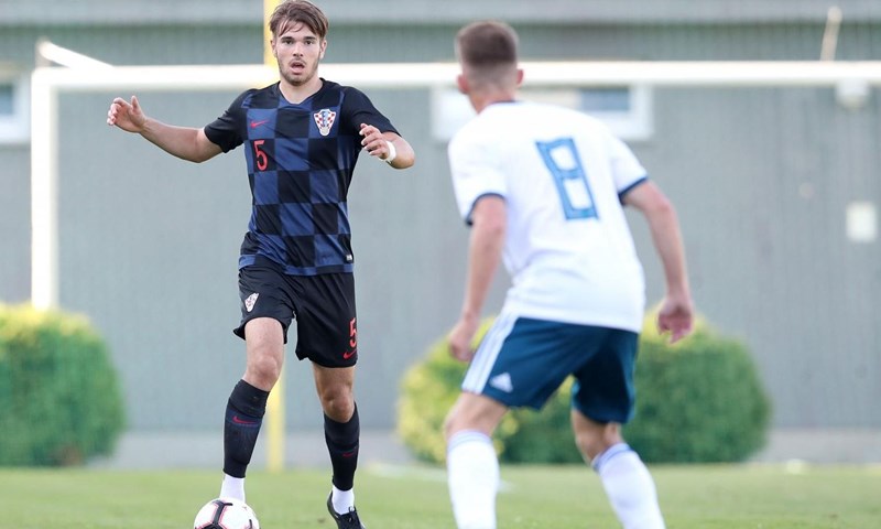 Petar Krpan i Ognjen Vukojević posjetili Marija Vuškovića u bolnici