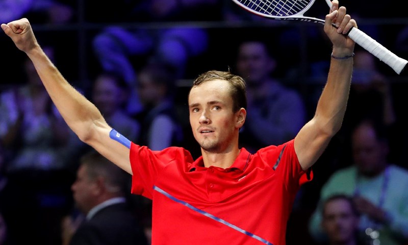 Briljantni Rus: Daniil Medvedev u dva seta do Mastersa u Šangaju