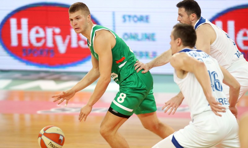 Cibona se hrabro borila, Cedevita Olimpija slavila na mišiće