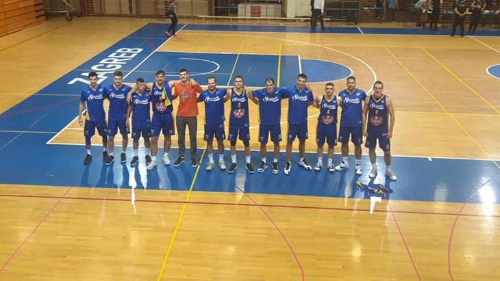 Sesvećani do prve pobjede, Ribola Kaštela do pobjede protiv "studenata"