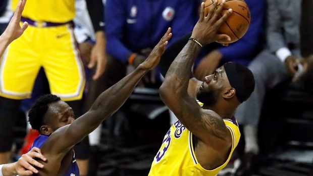 Zaustavljeni i Lakersi: Bez Davisa upisan poraz u Indianapolisu