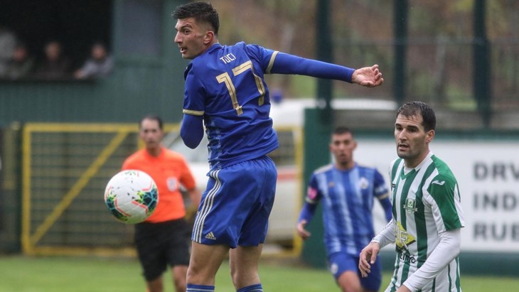 Lokomotiva visoko slavila u Mladini, Vinogradar bez iznenađenja