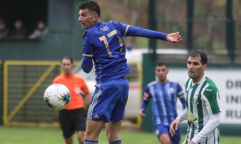 Lokomotiva visoko slavila u Mladini, Vinogradar bez iznenađenja