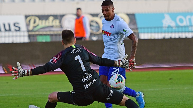 Jairo: "Nisam razmišljao, nisam htio da pukne zastavica, ispričavam se momčadi"