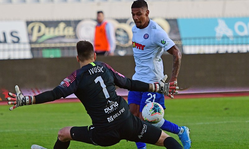 Jairo: "Nisam razmišljao, nisam htio da pukne zastavica, ispričavam se momčadi"