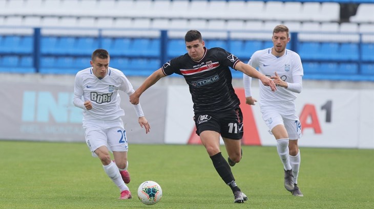 Lider pao u Zmijavcima, Sesvećanima bod u Gradskom vrtu