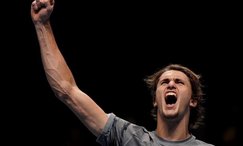 Zverev sredio Medvedeva i prošao u polufinale, Nadal završio s nastupom
