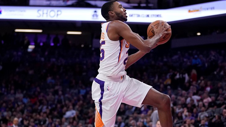 Dario Šarić solidan u tijesnoj pobjedi Sunsa, Booker na rubu triple-doublea