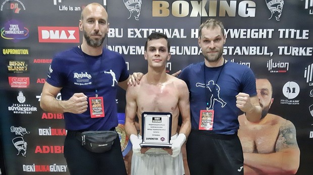 Arijan Gorički jednoglasnom odlukom sudaca svladao nedoraslog Mađara Ajtaija