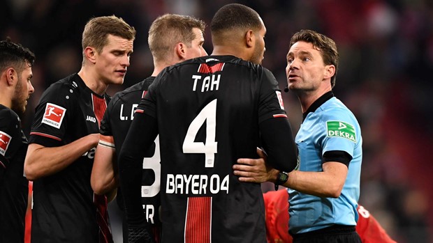 Nema Kovača, problemi ostali: Bayern doma izgubio od Bayera