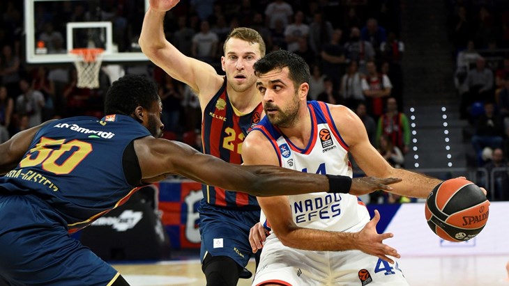 Sjajni Kruno Simon predvodio Efes do pobjede u velikom istanbulskom derbiju