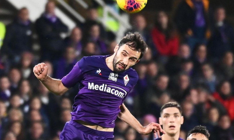 Badelj strijelac u visokom porazu Fiorentine, Montella pred otkazom