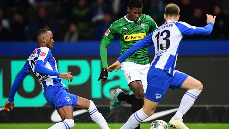 Borussia (M) kiksala, Bayern i RB Leipzig slavili