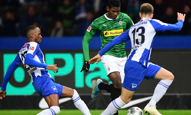 Borussia (M) kiksala, Bayern i RB Leipzig slavili
