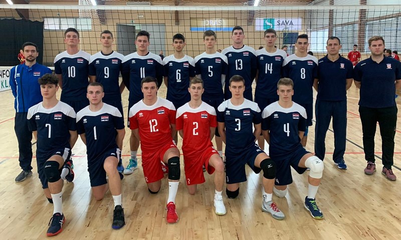 Hrvatske juniorke druge na MEVZA turniru u Mađarskoj, juniori šesti u Sloveniji