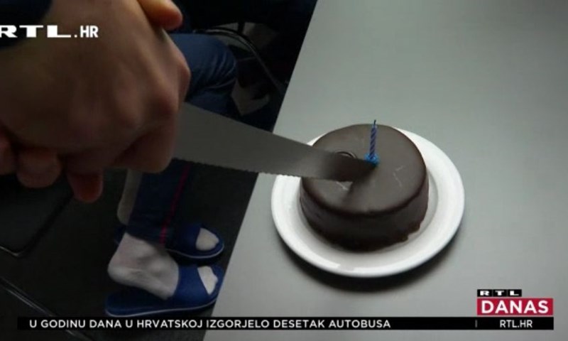 [RTL Video] Musu dočekalo rođendansko iznenađenje u Grazu prije onog pravog posla