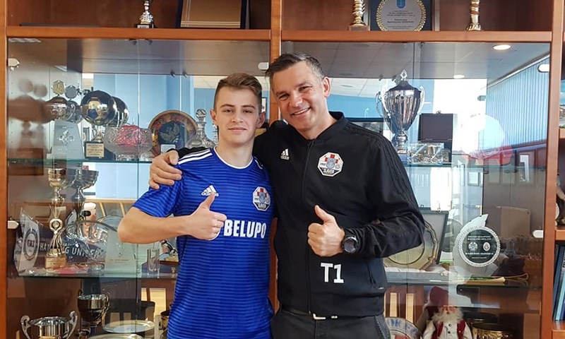 Mladi, talentirani veznjak potpisao profesionalni ugovor sa Slaven Belupom