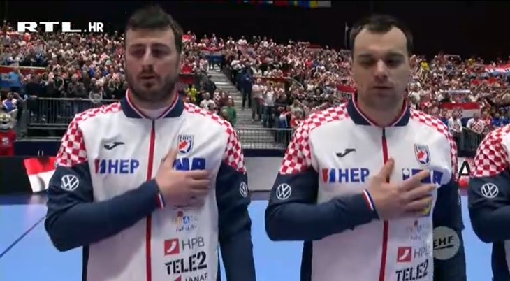 Lijepa naša odjekivala je dvoranom u Grazu