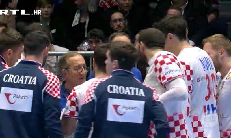 Pogledajte kako je Lino Červar sasuo paljbu po igračima