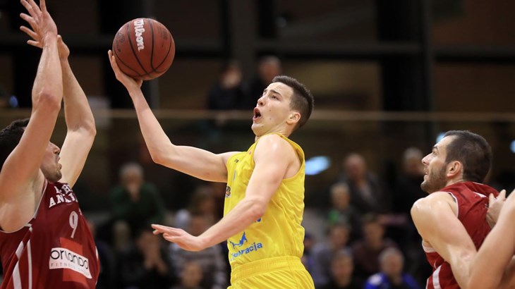 Krka do slavlja u Domžalama, Radovčić dvoznamenkast u porazu