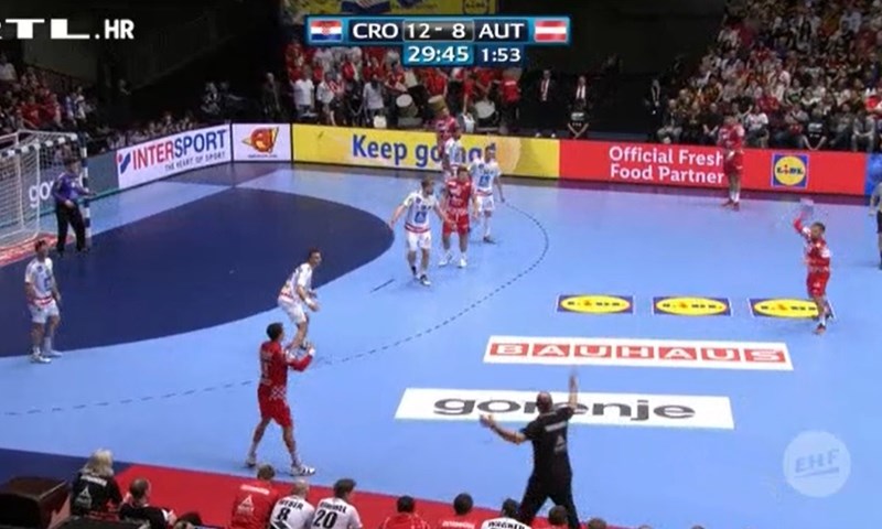 [VIDEO] Fantastičan prodor Cindrića za kraj prvog poluvremena