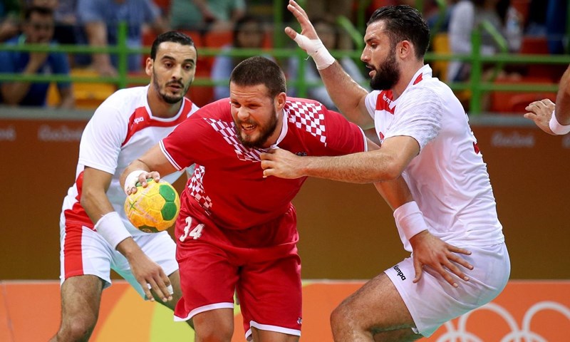 Lino Červar napravio prvu promjenu, protiv Njemačke igra i Ilija Brozović