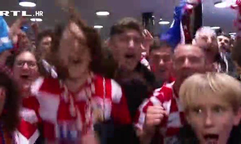 Kakva ludnica u Beču, hrvatski navijači slave pobjedu!