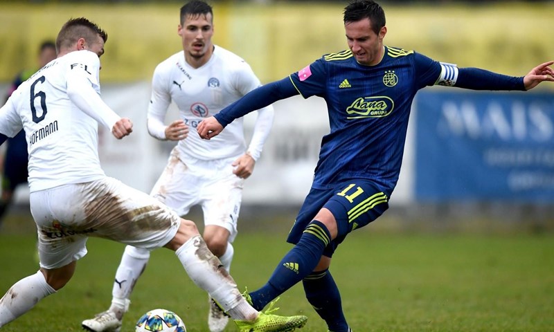 Mario Gavranović s dva pogotka srušio Orijent