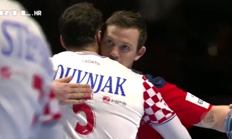 [VIDEO] Sportski pozdrav Duvnjaka i Sagosena na početku utakmice