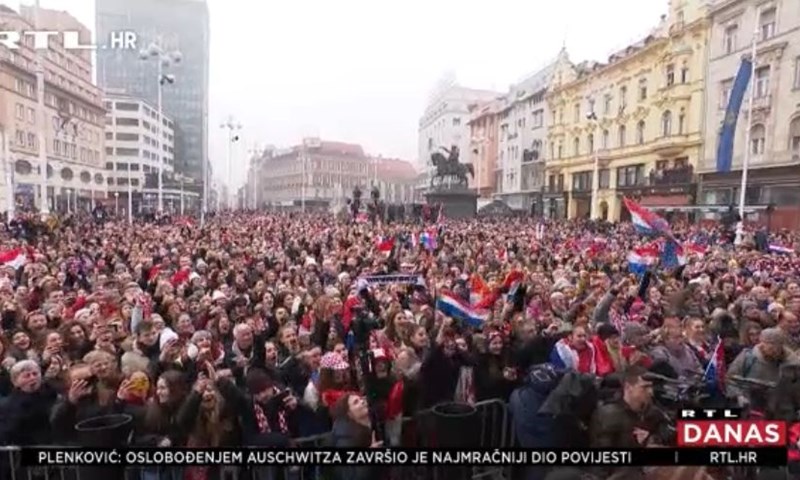 [VIDEO] Kapetan poručio navijačima na Trgu bana Jelačića: 'Ova medalja je vaša medalja'