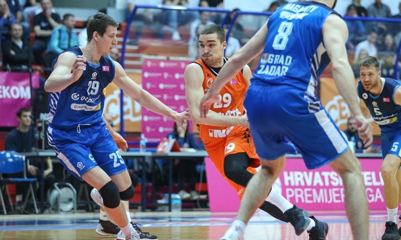 Jakov Mustapić pridružio se Marku Tomasu u Igokei
