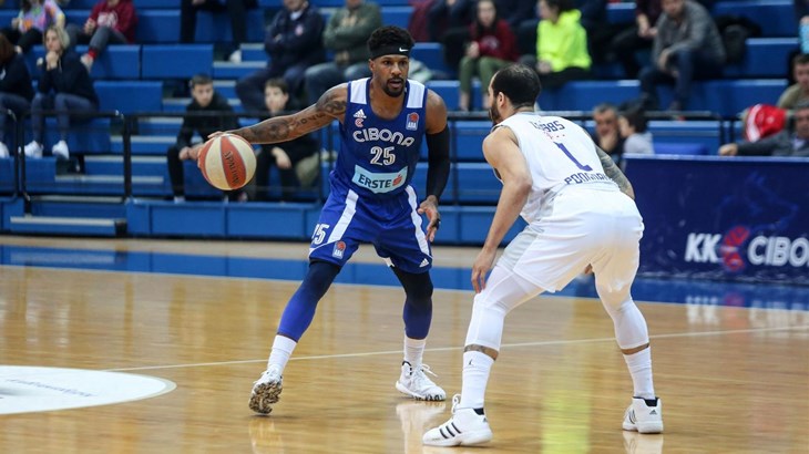 Sonik dugo odolijevao, Cibona preokretom do pobjede u Zadru