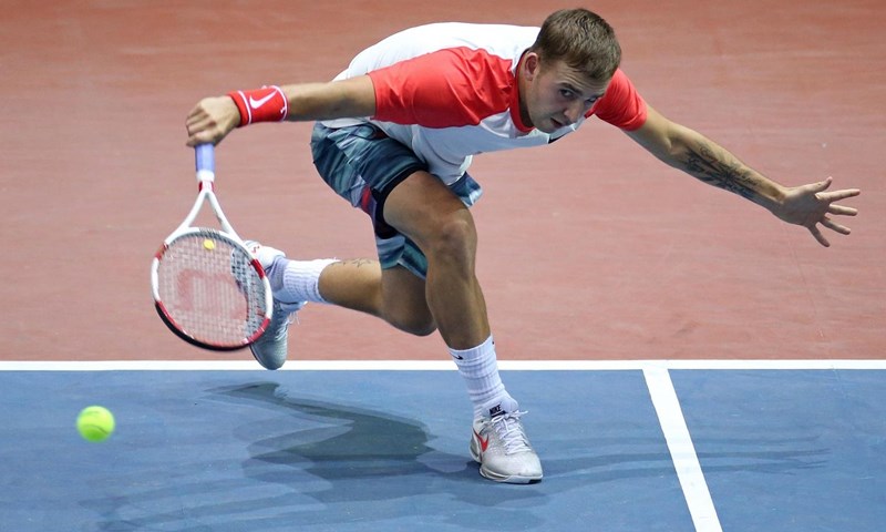 Dimitrov u meču dana izbacio Šapovalova, Španjolci izborili drugo kolo