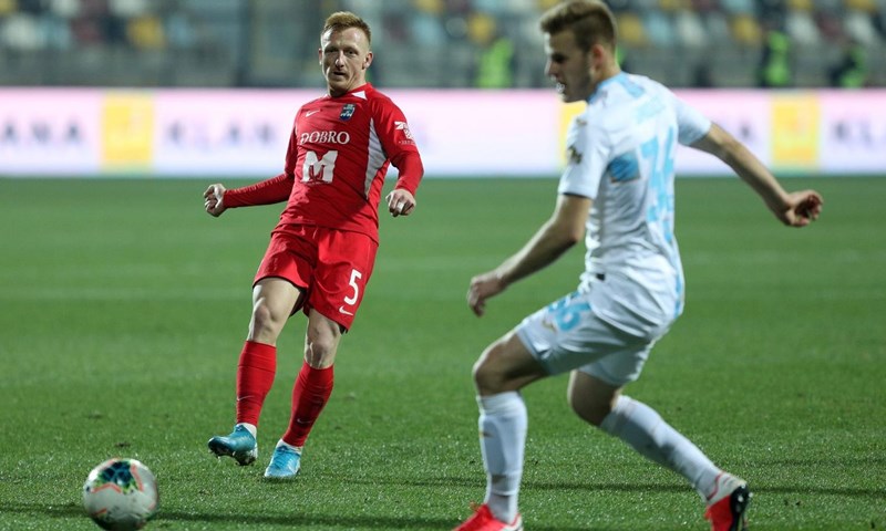 Rijeka dobila važnu bitku s Osijekom, gosti završili s igračem manje