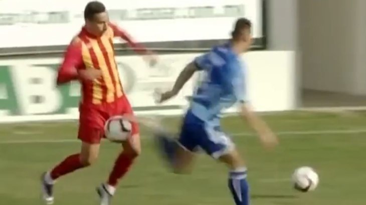 FANATIK: Zbog neviđene gluposti zaradio crveni karton