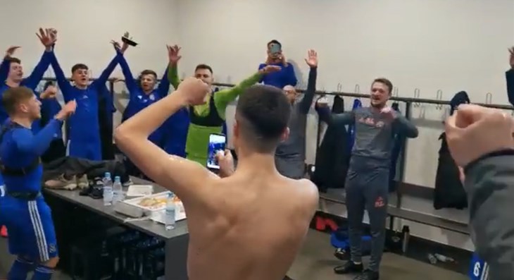 FANATIK: Pjesma Dinamovih igrača orila se svlačionicom u Münchenu