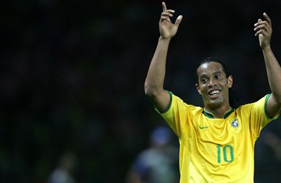 Ronaldinho postao suvlasnik talijanskoga kluba pa se naklonio Modriću: Nazvao ga jednim od najvećih