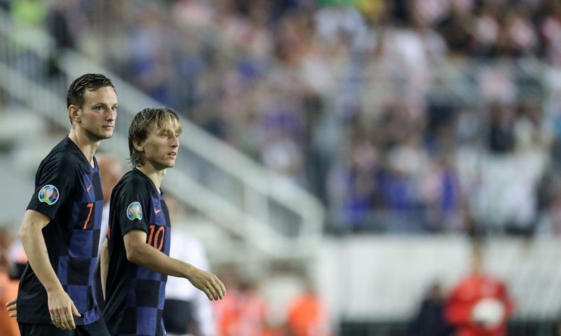 Modrić se oprostio od Reala, ali i posvetio poruku Rakitiću: 'Impresivna karijera je zaključena, ali velika djela ostaju'