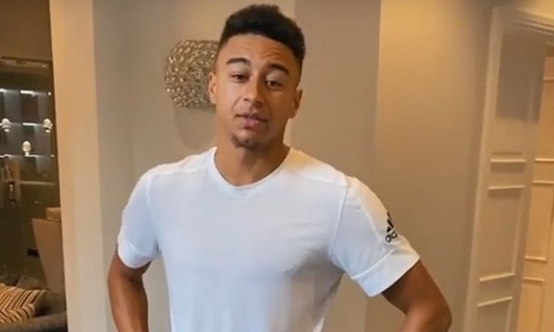 FANATIK: Jesse Lingard tvrdi kako su škarice bile prave