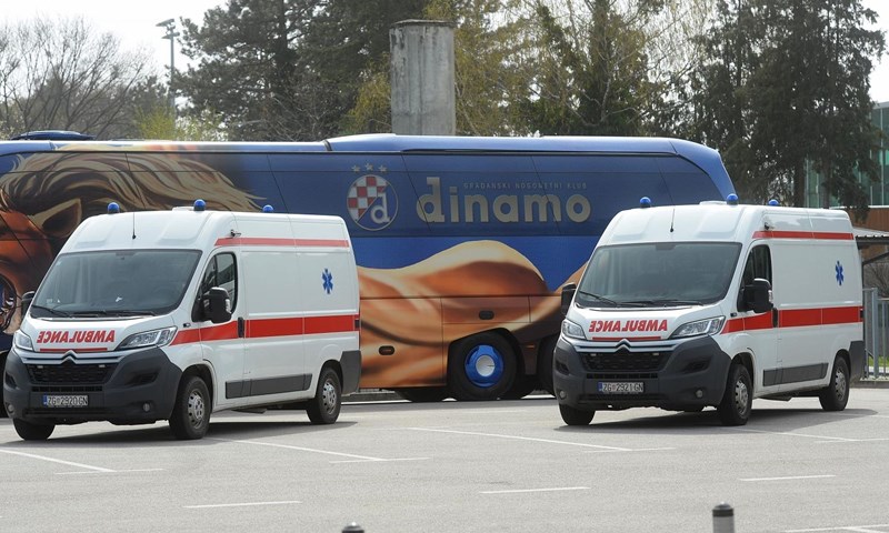 Dinamo predao dva sanitetska vozila zdravstvenom sustavu