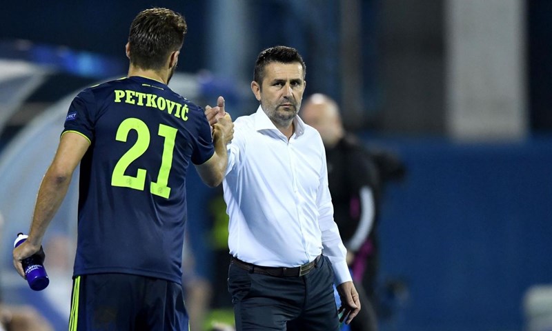 Plavi dim je napokon pušten s Maksimira, Nenad Bjelica je novi-stari trener Dinama!