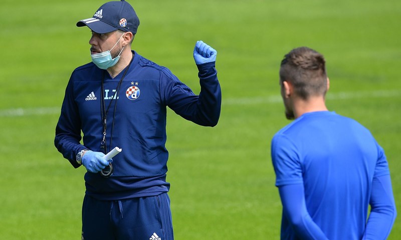 Dinamo krenuo s treninzima: 'Ne smijemo divljati, moramo biti pragmatični i pametni'
