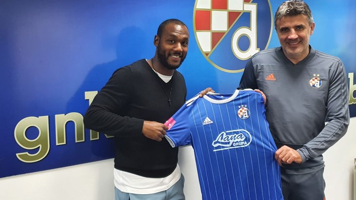 Kevin Theophile-Catherine ipak stavio potpis na trogodišnji ugovor s Dinamom