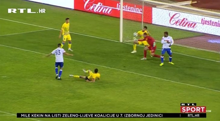 [VIDEO] Puno drame u Splitu, VAR, suci, igrači, svi su radili prekovremeno na povratku sezone